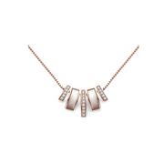 Perlmutt-Fächer Halskette aus 925 Sterling Silber, rosévergoldet, mit Perlmutt und Zirkonia im geometrischen Fächer-Design.