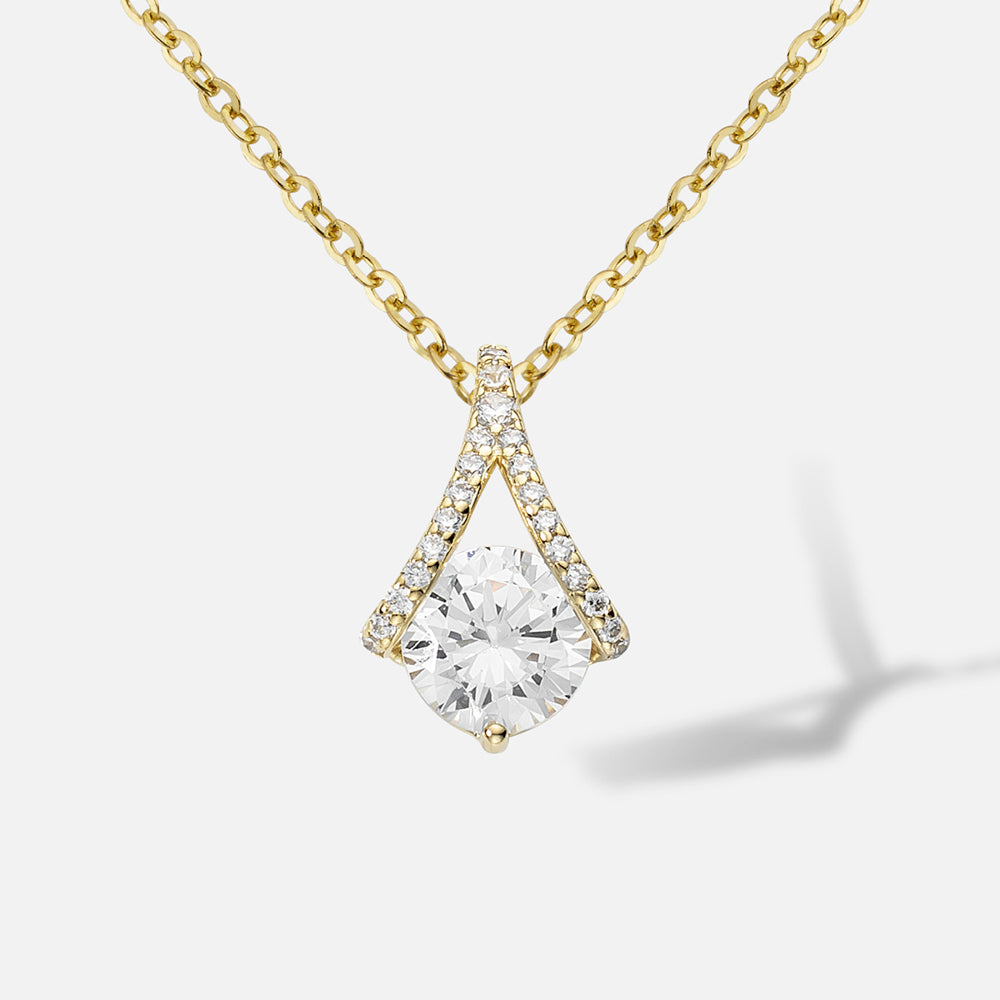 Aveline Halskette mit großem Zirkonia-Stein im V-Design aus 925 Sterling Silber, goldvergoldet.