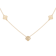 Yonca Halskette aus 925 Sterling Silber in Klee-Design mit drei feinen Elementen, goldfarben vergoldet, zart und elegant.