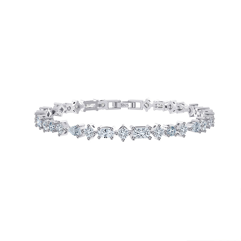 Vergoldetes 14K-Zirkonia-Armband in 925 Sterling Silber mit Mix-Cut-Steinen und filigraner Gliederkette.