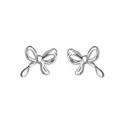 Ribbon Ohrstecker aus 925 Sterling Silber, wahlweise 18K vergoldet oder rhodiniert, in Schleifenform.