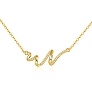Wave Halskette aus 925 Sterling Silber mit Zirkonia, 14K vergoldet oder rhodiniert, geschwungener Anhänger mit wellenförmigem Design.